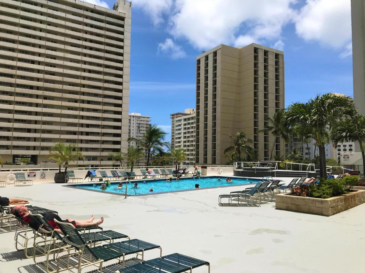 Renovated Ocean View Suite, Near Beach, Free Parking Honolulu Kültér fotó